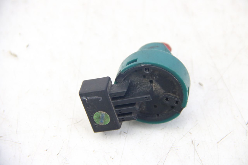 photo de INTERRUPTOR DE IGNIÇÃO PIAGGIO VESPA SPRINT 2T 50 (2014 - 2018) - Ampliação técnica
