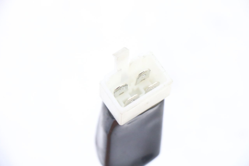 photo de INTERRUPTOR DE IGNIÇÃO PEUGEOT VIVACITY NEW 4T 50 (2008 - 2017) - Outro ângulo de visão