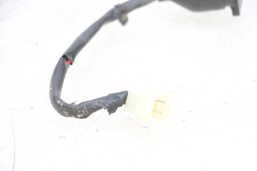 photo de INTERRUPTOR DE IGNIÇÃO DAELIM VJ ROADWIN FI 125 (2008 - 2017) - Outro ângulo de visão