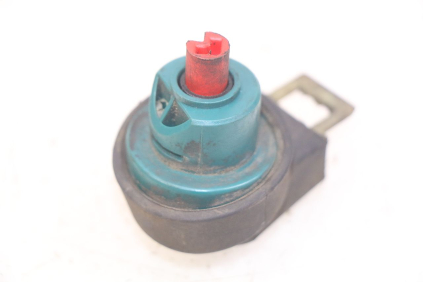 photo de INTERRUPTOR DE IGNIÇÃO PIAGGIO X8 125 (2004 - 2007) - Vista principal