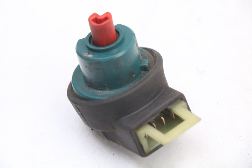 photo de INTERRUPTOR DE IGNIÇÃO PIAGGIO X8 125 (2004 - 2007) - Zoom do estado de desgaste