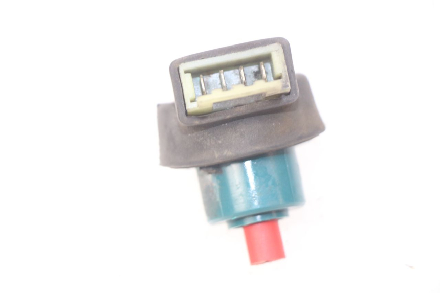 photo de INTERRUPTOR DE IGNIÇÃO PIAGGIO X9 EVOLUTION 250 (2003 - 2007) - Zoom do estado de desgaste