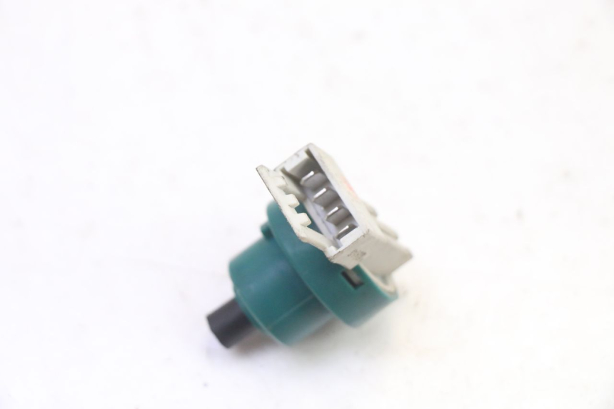 photo de INTERRUPTOR DE IGNIÇÃO PIAGGIO X9 EVOLUTION 125 (2003 - 2007) - Outro ângulo de visão