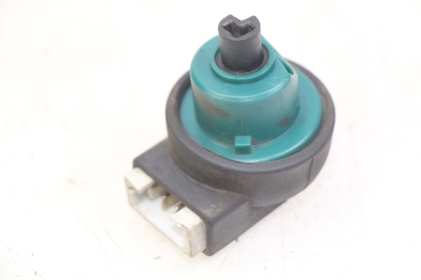 photo de INTERRUPTOR DE IGNIÇÃO PIAGGIO XEVO - X EVO 125 (2007 - 2017) - Vista principal