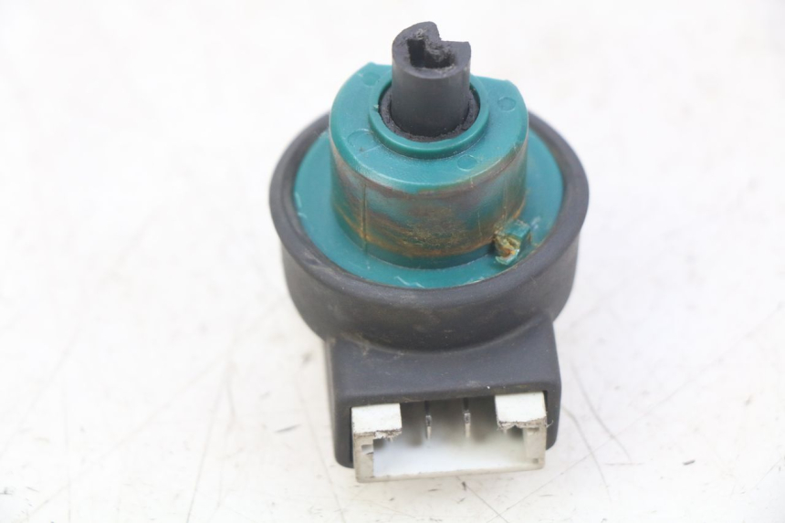 photo de INTERRUPTOR DE IGNIÇÃO PIAGGIO XEVO - X EVO 125 (2007 - 2017) - Detalhe da peça