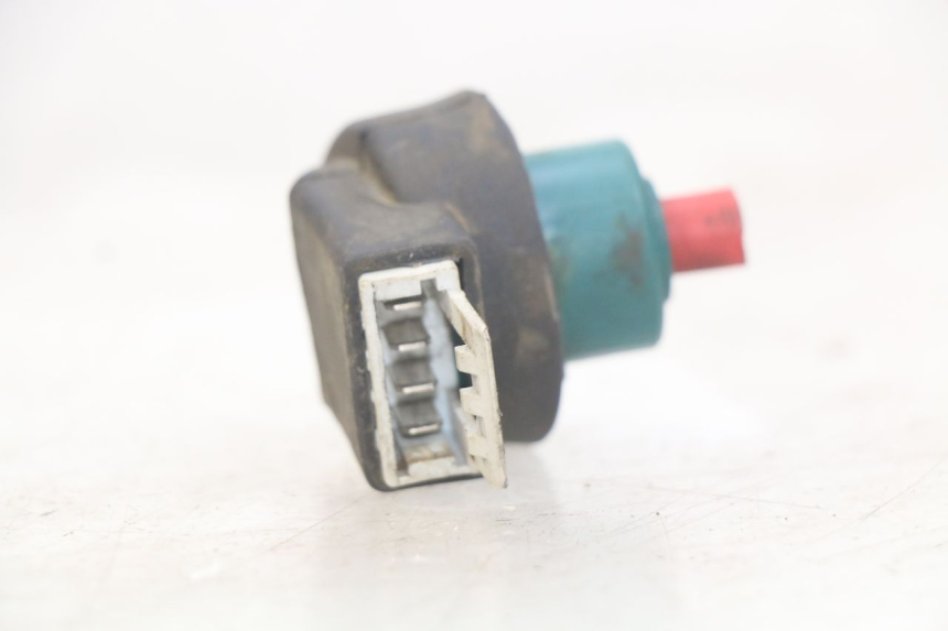 photo de INTERRUPTOR DE IGNIÇÃO PIAGGIO XEVO - X EVO 125 (2007 - 2017) - Detalhe da peça