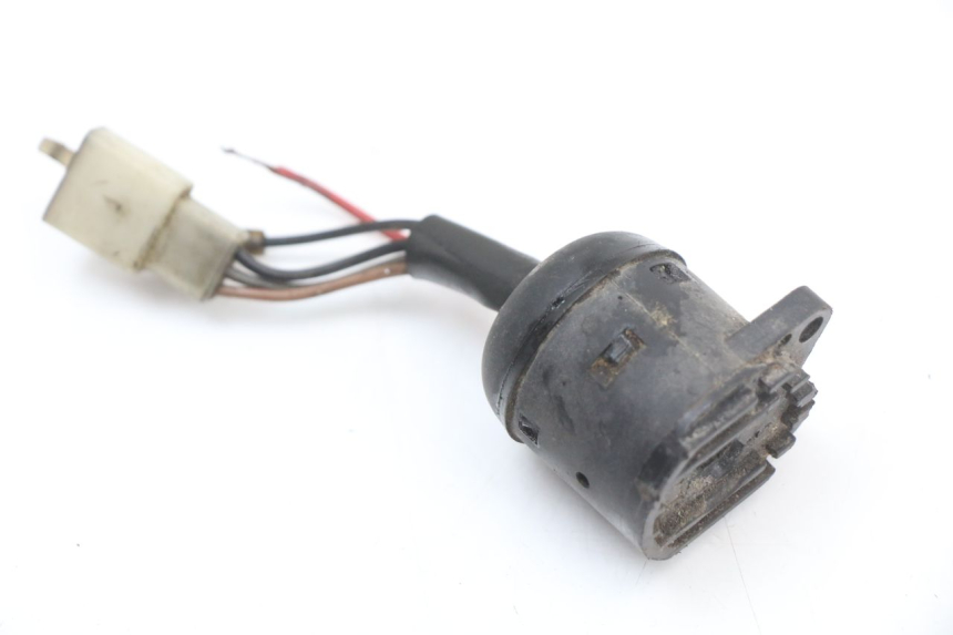 photo de INTERRUPTOR DE IGNIÇÃO YAMAHA YE ZEST 50 (1992 - 1998) - Vista principal