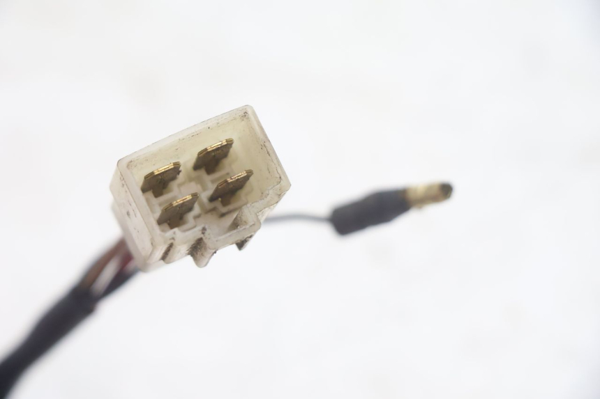 photo de INTERRUPTOR DE IGNIÇÃO YAMAHA YP MAJESTY 125 (2002 - 2006) - Vista geral