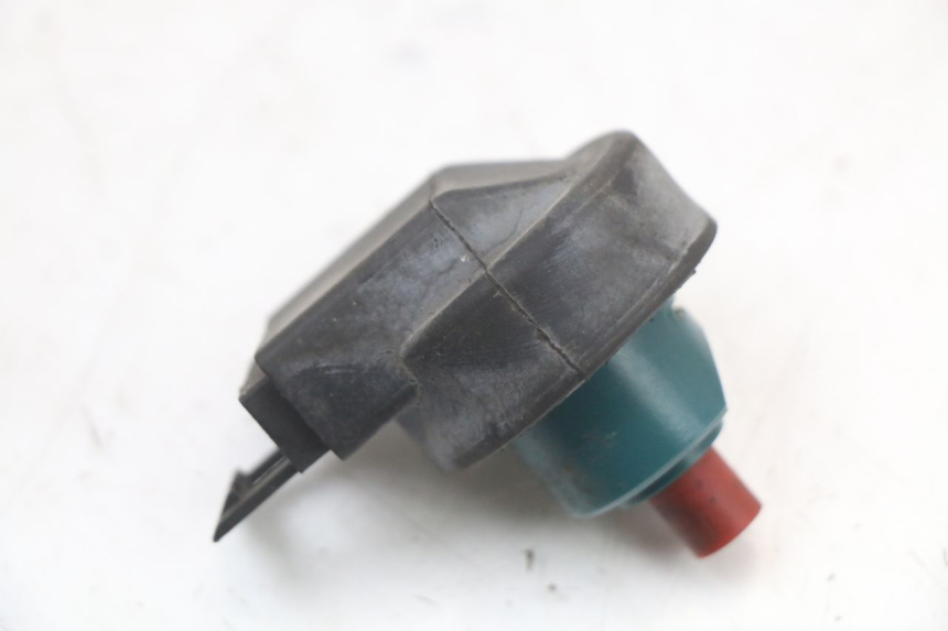 photo de INTERRUPTOR DE IGNIÇÃO PIAGGIO ZIP 2T 50 (2009 - 2019) - Zoom do estado de desgaste