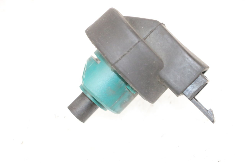 photo de INTERRUPTOR DE IGNIÇÃO PIAGGIO ZIP 2T 50 (2009 - 2019) - Outro ângulo de visão