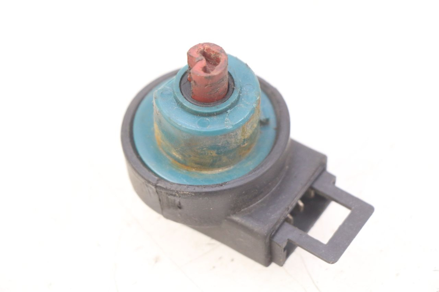 photo de INTERRUPTOR DE IGNIÇÃO PIAGGIO ZIP 4T 50 (2018 - 2020) - Vista principal