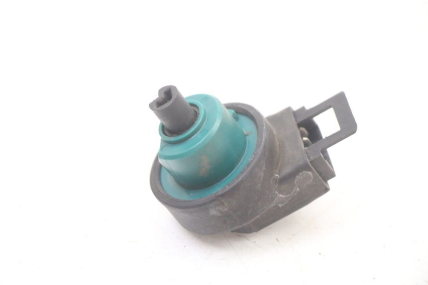 photo de INTERRUPTOR DE IGNIÇÃO PIAGGIO ZIP 4T 50 (2018 - 2020) - Outro ângulo de visão