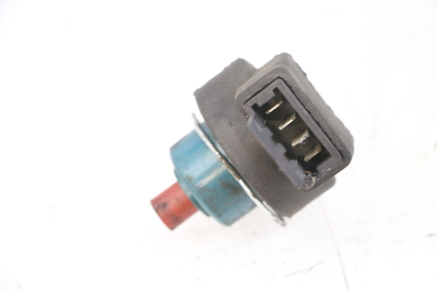 photo de INTERRUPTOR DE IGNIÇÃO PIAGGIO ZIP 4T 50 (2018 - 2020) - Detalhe da peça