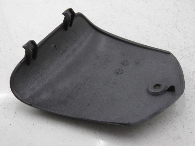 photo de PROTETOR DE GUIDÃO PIAGGIO MP3 RL 125 (2006 - 2014) - Detalhe da peça