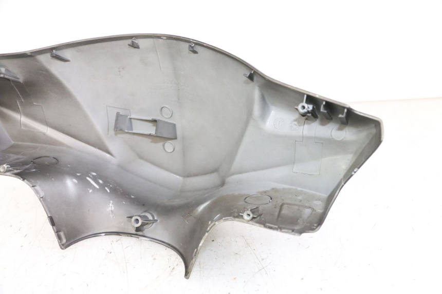 photo de PROTETOR DE GUIDÃO KYMCO AGILITY 4T 50 (2005 - 2018) - Detalhes característicos