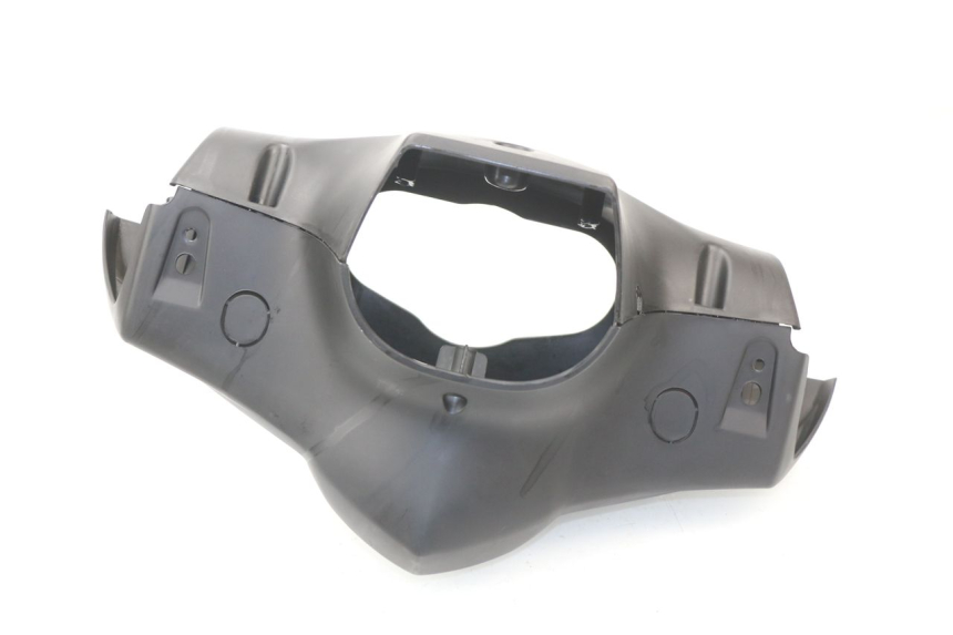 photo de PROTETOR DE GUIDÃO KYMCO AGILITY PREMIUM 50 (2007 - 2010) - Detalhe da peça