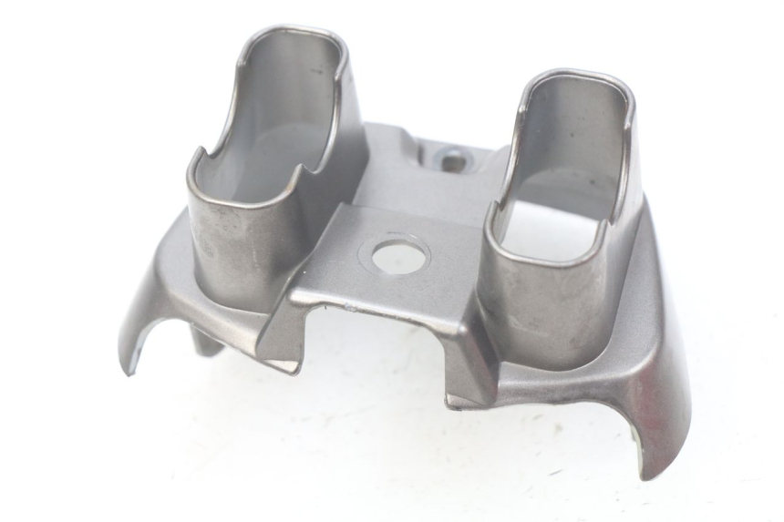 photo de PROTETOR DE GUIDÃO KYMCO AGILITY RS 2T 50 (2009 - 2013) - Zoom do estado de desgaste