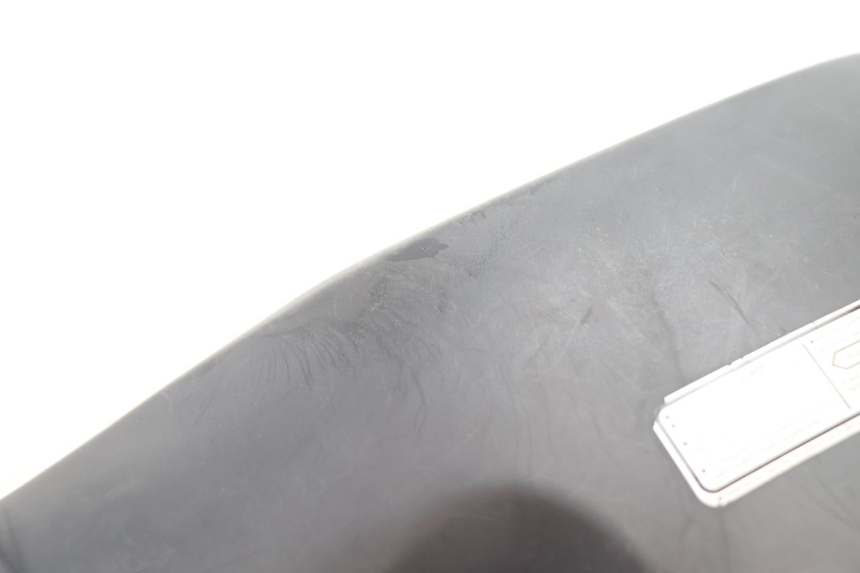 photo de COBERTURA TRASEIRA DO GUIDÃO KYMCO AGILITY 4T 50 (2005 - 2018) - Detalhe da peça