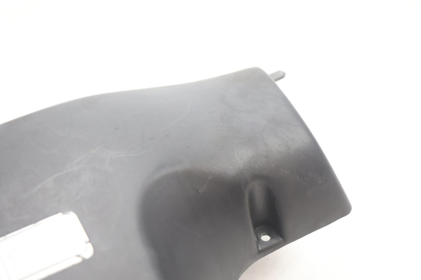 photo de COBERTURA TRASEIRA DO GUIDÃO KYMCO AGILITY 4T 50 (2005 - 2018) - Ampliação técnica