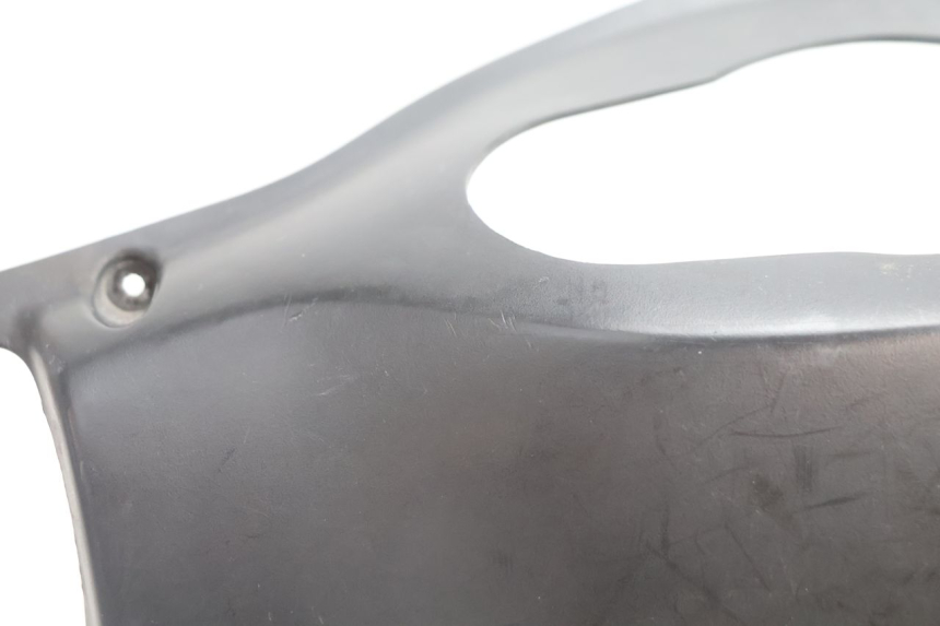 photo de CAPA DE GUIADOR TRASEIRA KYMCO AGILITY FR 2T 50 (2012 - 2017) - Detalhe da peça