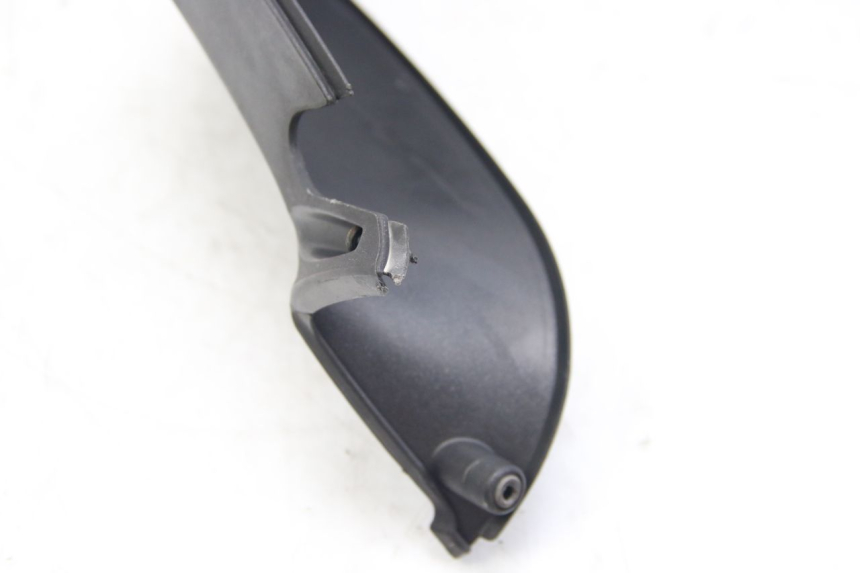 photo de COBERTURA TRASEIRA DO GUIDÃO APRILIA ATLANTIC 500 (2002 - 2003) - Estado da superfície