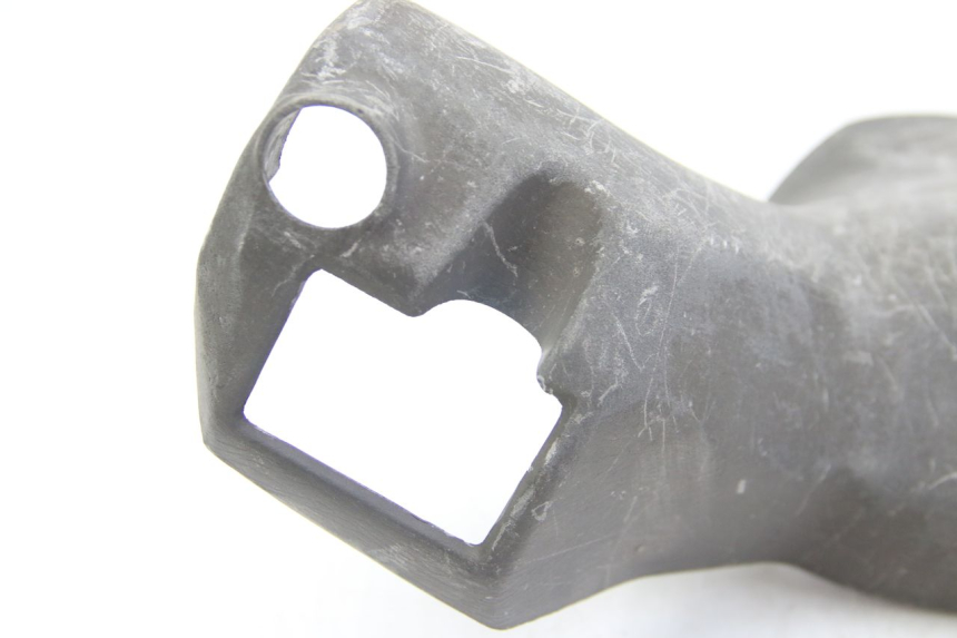 photo de COBERTURA TRASEIRA DO GUIDÃO SUZUKI BURGMAN 125 (2007 - 2014) - Pontos de fixação