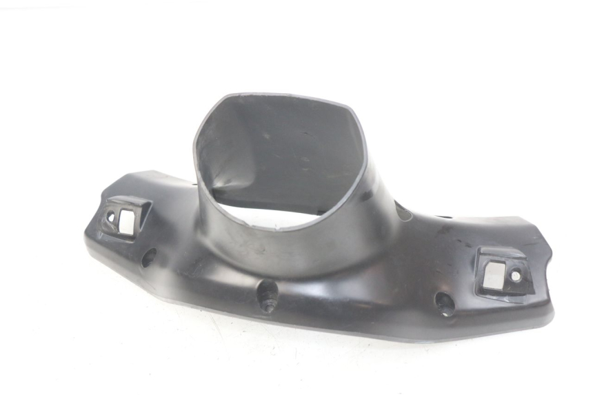 photo de COBERTURA TRASEIRA DO GUIDÃO YAMAHA BW'S 50 (2004 - 2017) - Outro ângulo de visão