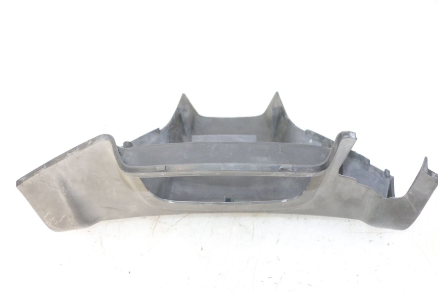 photo de COBERTURA TRASEIRA DO GUIDÃO YAMAHA BW'S 100 (1999 - 2002) - Ampliação técnica