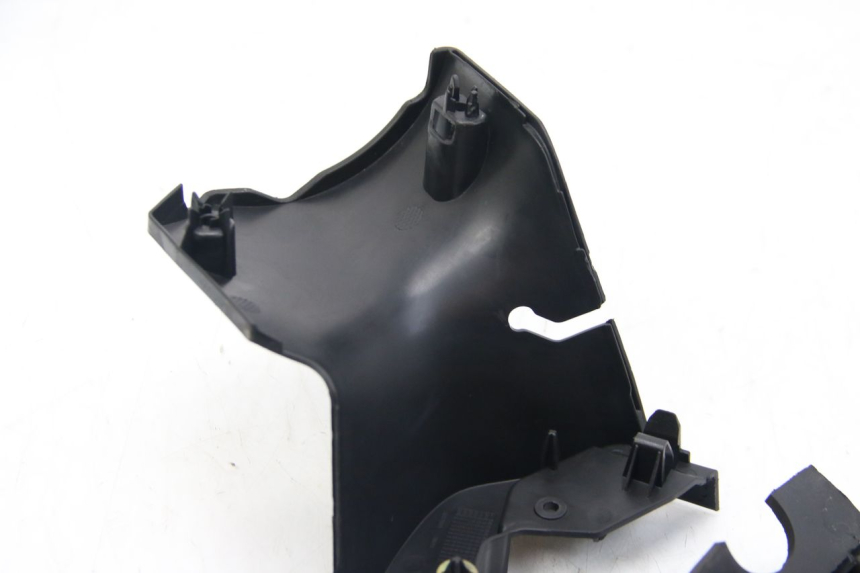 photo de CAPA DE GUIADOR TRASEIRA PEUGEOT CITYSTAR 125 (2011 - 2017) - Peça verificada