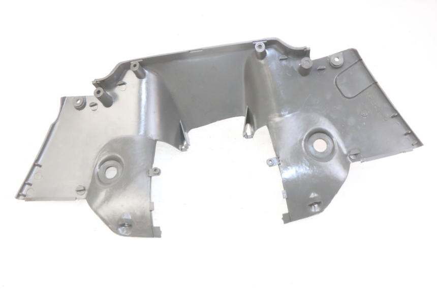photo de COBERTURA TRASEIRA DO GUIDÃO SUZUKI CP 80 (1985 - 1996) - Ampliação técnica