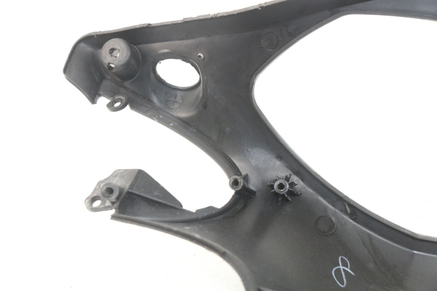 photo de CAPA DO GUIADOR TRASEIRO YAMAHA CYGNUS X INJECTION 125 (2007 - 2013) - Pontos de fixação