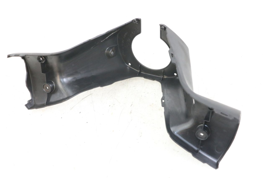 photo de COBERTURA TRASEIRA DO GUIDÃO KYMCO DINK 4T 50 (2007 - 2018) - Outro ângulo de visão