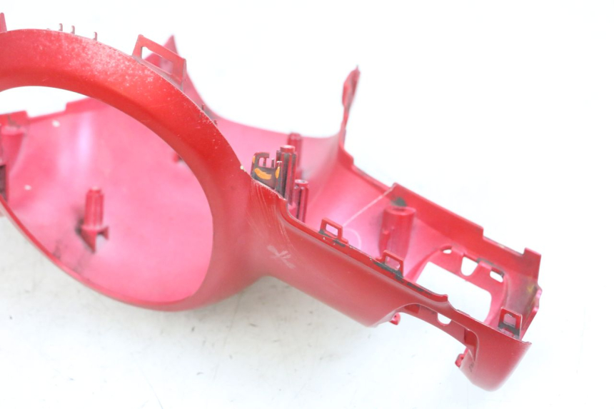 photo de COBERTURA TRASEIRA DO GUIDÃO PEUGEOT DJANGO 4T 50 (2014 - 2019) - Pontos de fixação