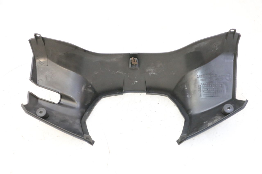 photo de COBERTURA TRASEIRA DO GUIDÃO HONDA FES S-WING SWING ABS 125 (2007 - 2015) - Detalhe da peça