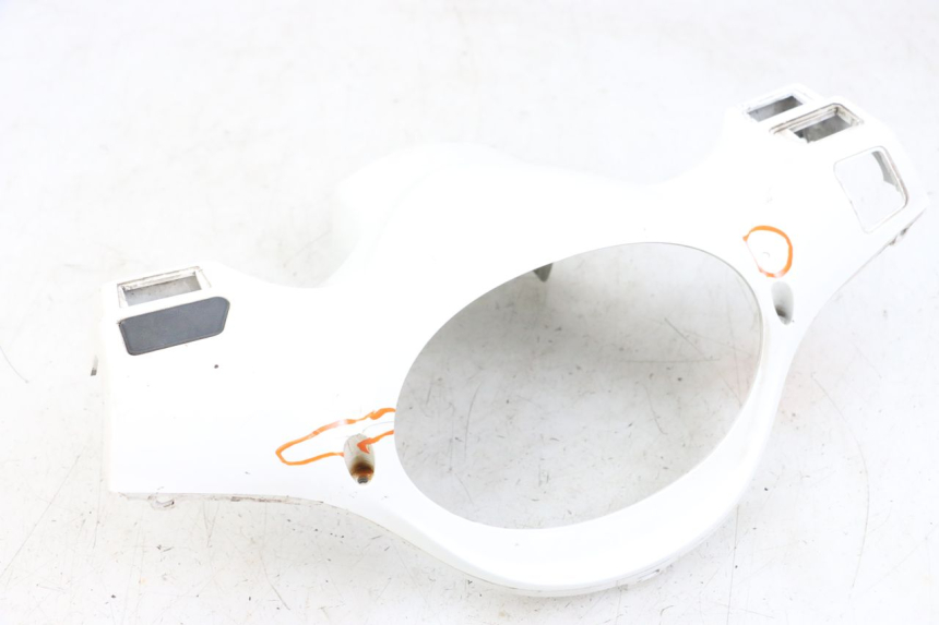 photo de CAPA DE GUIADOR TRASEIRA SYM FIDDLE 3 III 50 (2014 - 2020) - Pontos de fixação