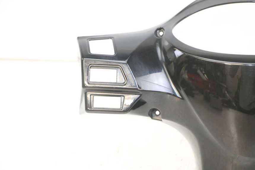 photo de CAPA DE GUIADOR TRASEIRA SYM FIDDLE 3 III 50 (2014 - 2020) - Pontos de fixação