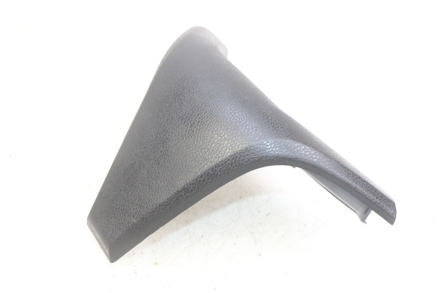 photo de COBERTURA TRASEIRA DO GUIDÃO HONDA FJS SILVERWING SILVER WING 400 (2009 - 2016) - Outro ângulo de visão