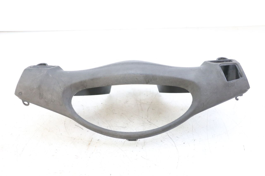 photo de CAPA DO GUIADOR TRASEIRO PIAGGIO FLY 2T 50 (2004 - 2017) - Ampliação técnica