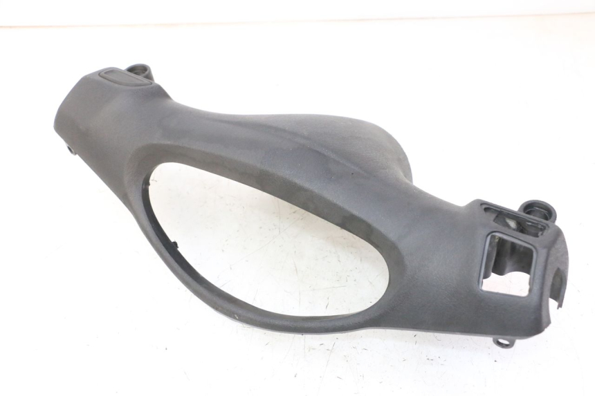 photo de CAPA DO GUIADOR TRASEIRO PIAGGIO FLY 2T 50 (2004 - 2017) - Ampliação técnica