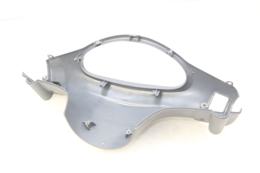 photo de CAPA DO GUIADOR TRASEIRO PIAGGIO FLY 100 (2006 - 2010) - Ampliação técnica