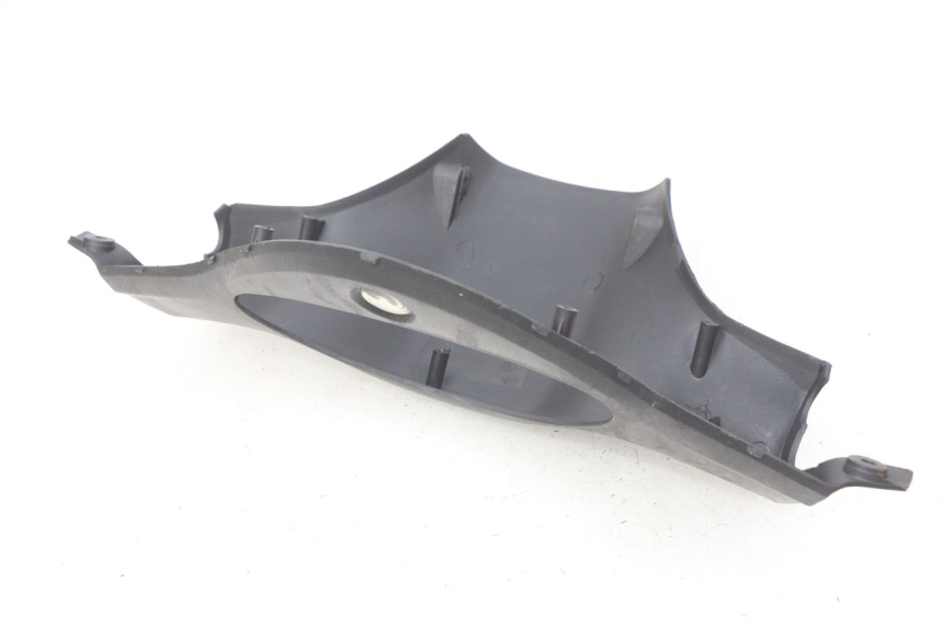 photo de CAPA DE GUIADOR TRASEIRA SACHS FY125T FY T 125 (2007 - 2011) - Zoom do estado de desgaste