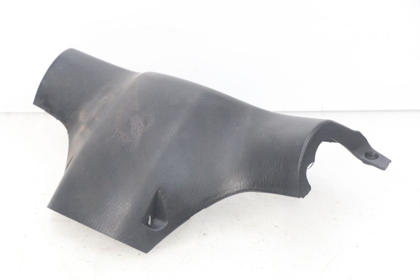 photo de CAPA DE GUIADOR TRASEIRA SACHS FY125T FY T 125 (2007 - 2011) - Pontos de fixação
