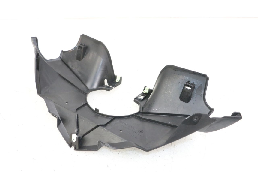 photo de COBERTURA TRASEIRA DO GUIDÃO PEUGEOT GEOPOLIS RS 125 (2007 - 2009) - Outro ângulo de visão