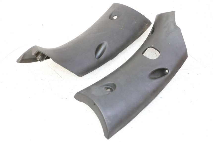 photo de COBERTURA TRASEIRA DO GUIDÃO KYMCO GRAND DINK 125 (2008 - 2014) - Vista principal