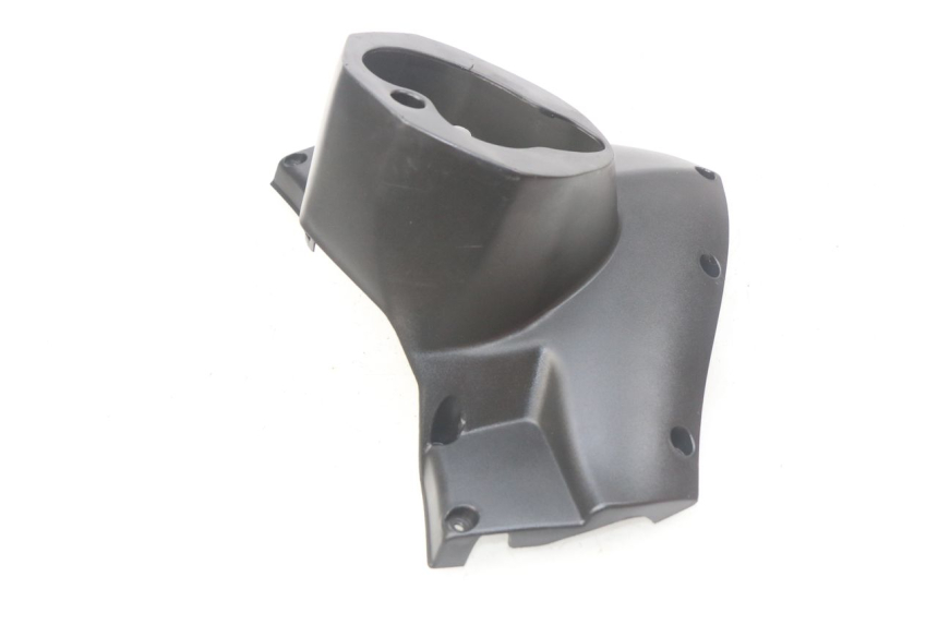 photo de COBERTURA TRASEIRA DO GUIDÃO TNT MOTOR GRIDO 2T 50 (2010 - 2019) - Outro ângulo de visão