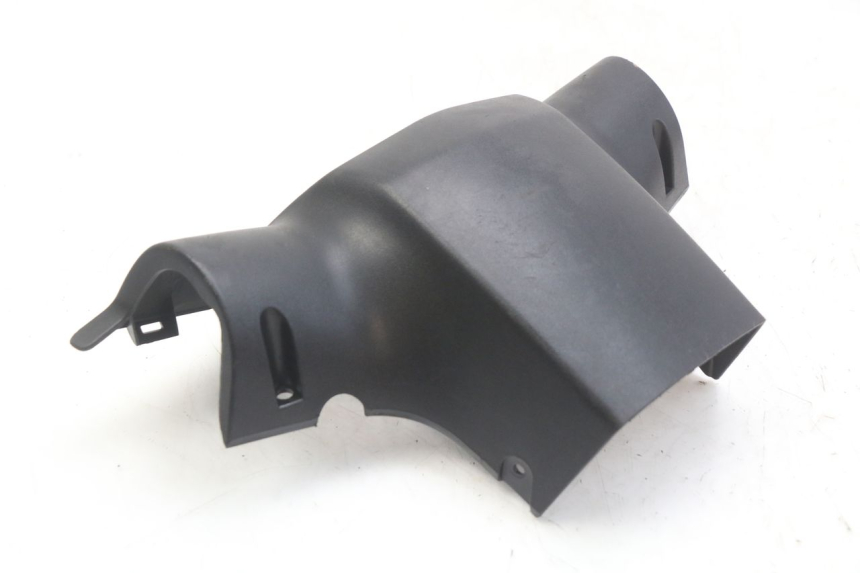 photo de COBERTURA TRASEIRA DO GUIDÃO PEUGEOT KISBEE 2T 50 (2010 - 2017) - Ampliação técnica