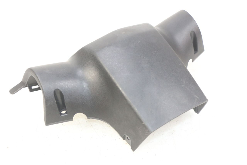 photo de COBERTURA TRASEIRA DO GUIDÃO PEUGEOT KISBEE 4T 50 (2010 - 2017) - Zoom do estado de desgaste