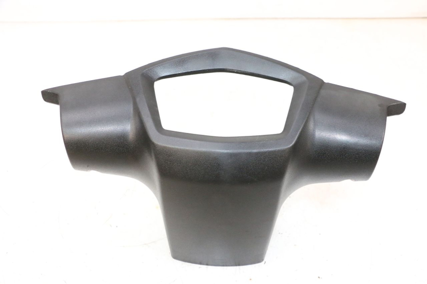 photo de COBERTURA TRASEIRA DO GUIDÃO PEUGEOT KISBEE 4T 50 (2010 - 2017) - Vista principal