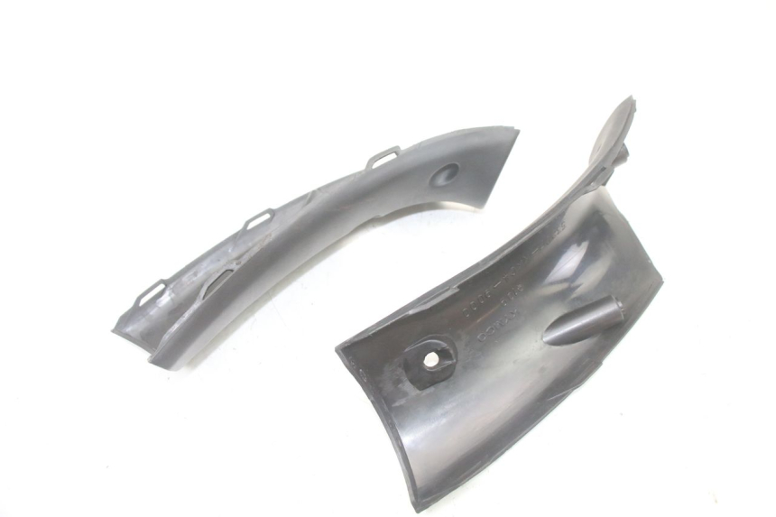 photo de COBERTURA TRASEIRA DO GUIDÃO KYMCO GRAND DINK 125 (2008 - 2014) - Outro ângulo de visão