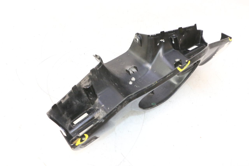 photo de CAPA DE GUIADOR TRASEIRA KYMCO LIKE 125 (2009 - 2016) - Vista de perto
